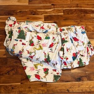 Dr. Seuss Grinch Pottery Barn Kids Festive Holiday Print Sheets used organic